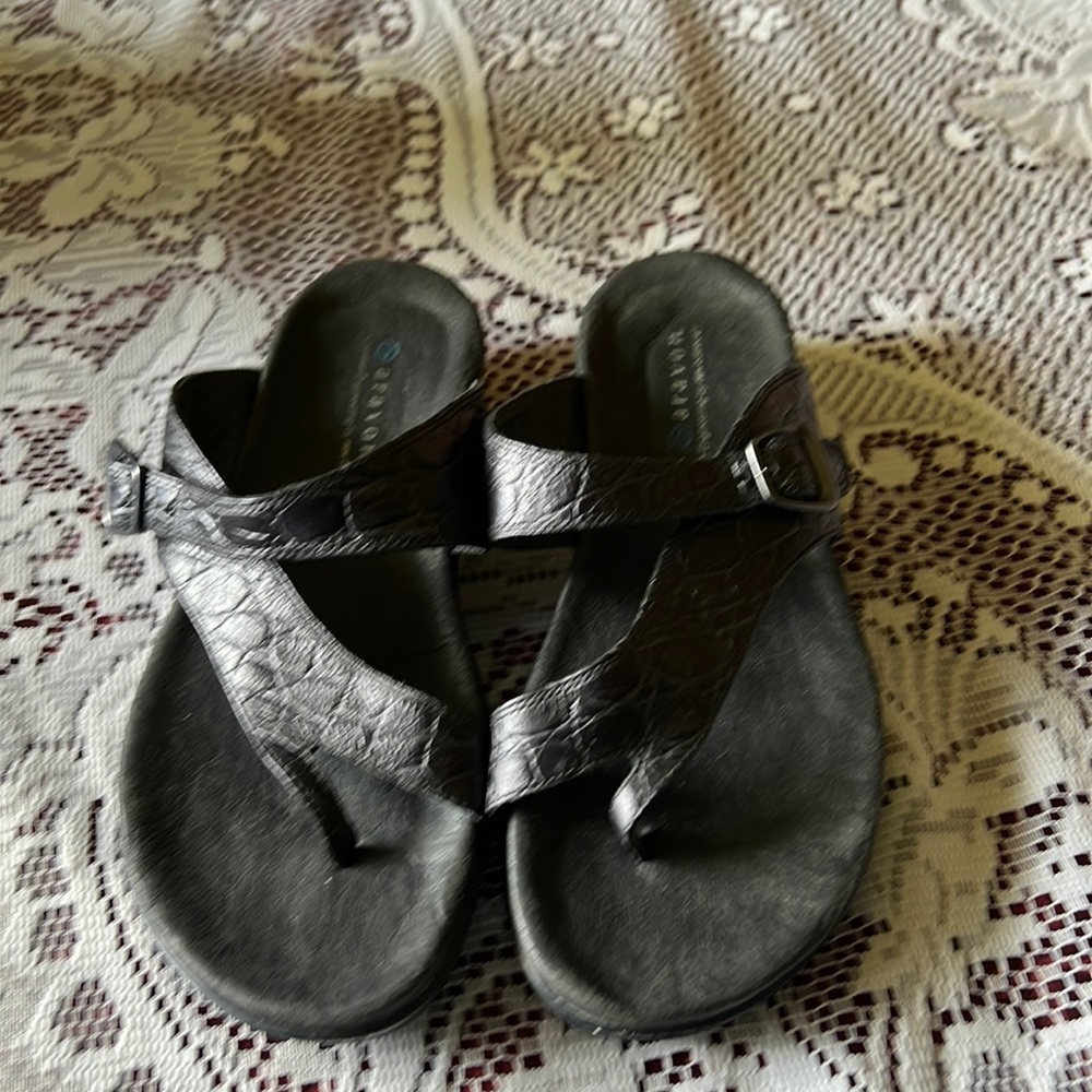 Women’s Aravon Sandals